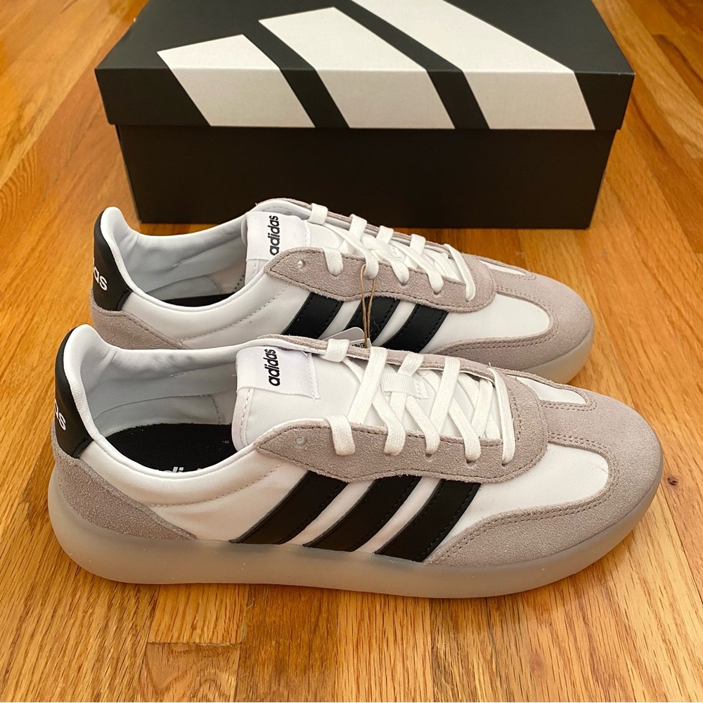Adidas Women's Sneakers in White, Black, and Tan - Picture 4 of 7